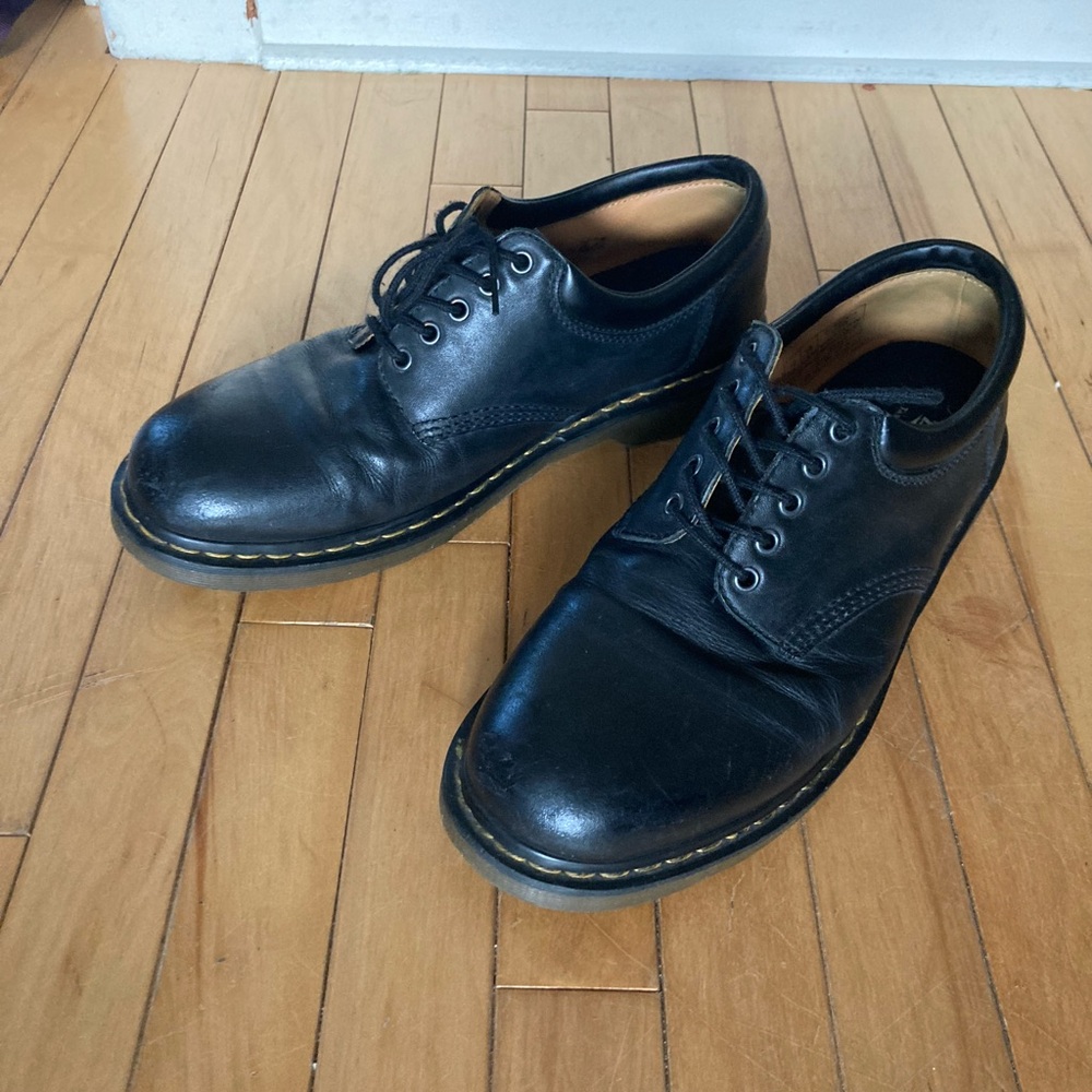 Vintage Dr. Martens oxfords/brogues